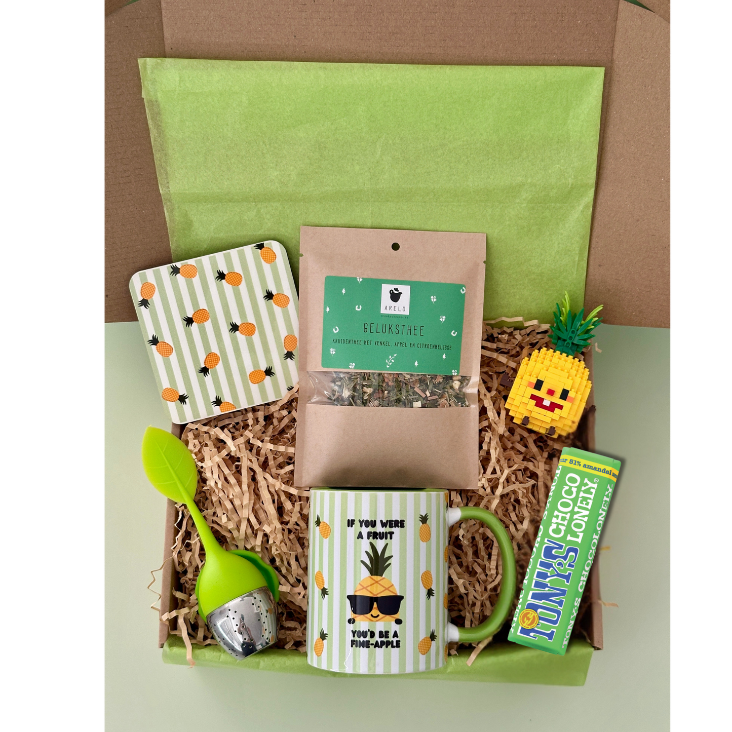 Fine-apple Box